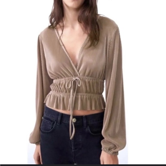 Zara Deep V Blouse - Picture 1 of 6